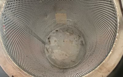 Bitumen Clogged Stainless-Steel Strainers Cleaned with FQE Solvent-ME